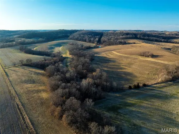 $2,627,850 | 11742 Hwy D, Louisiana, MO 63353