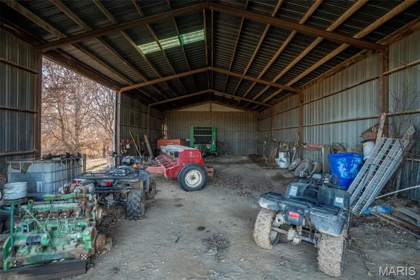 $2,627,850 | 11742 Hwy D, Louisiana, MO 63353