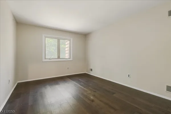 $3,450 | 83 Patriots Road, Morris Plains, NJ 07950