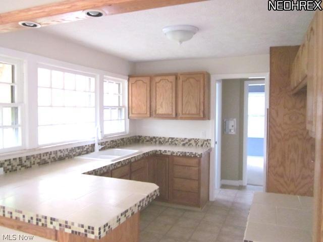 4030 Colony Road South Euclid, OH 44121 - Photo 15 of 17