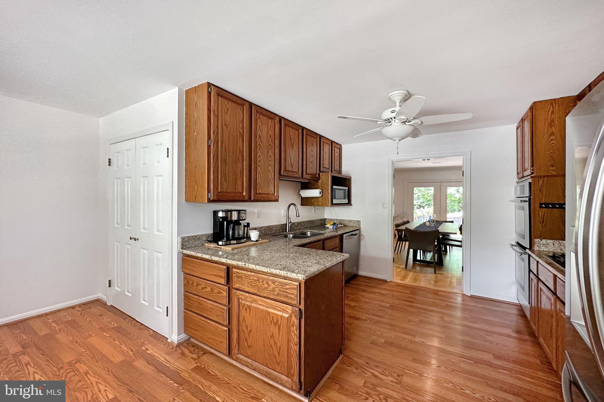 12017 Coldstream Drive Potomac, MD 20854 - Photo 3 of 30