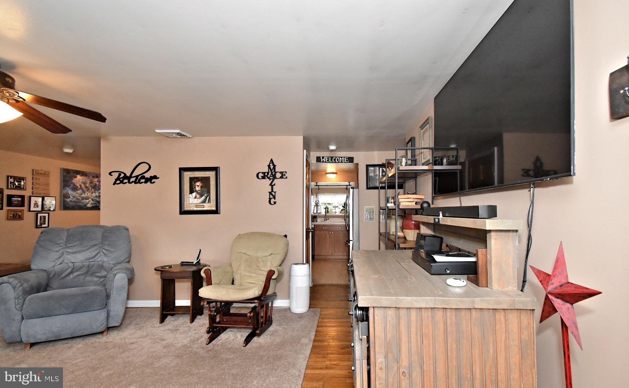 261 Valley Road Warminster, PA 18974 - Photo 7 of 51