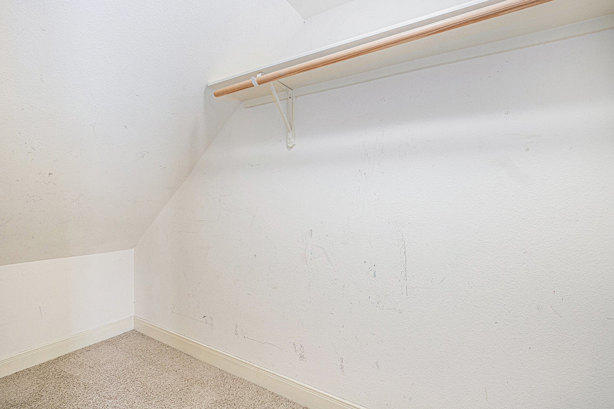 2402 Calumet Street, Unit B Houston, TX 77004 - Photo 30 of 40 a view of small space