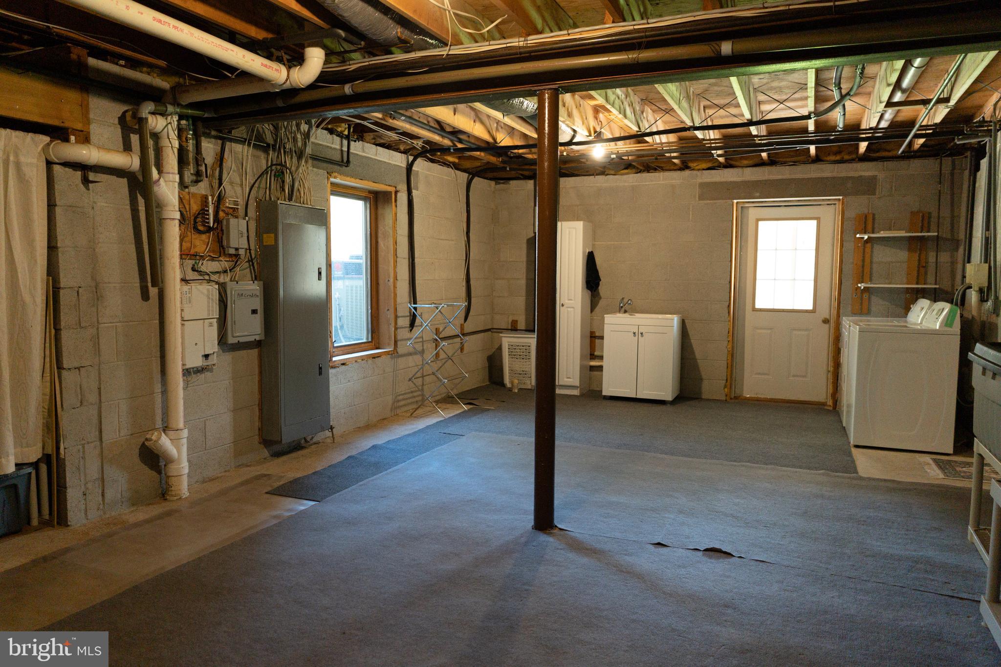 45 Spring Mt Road Schwenksville, PA 19473 - Photo 46 of 80 Laundry Area