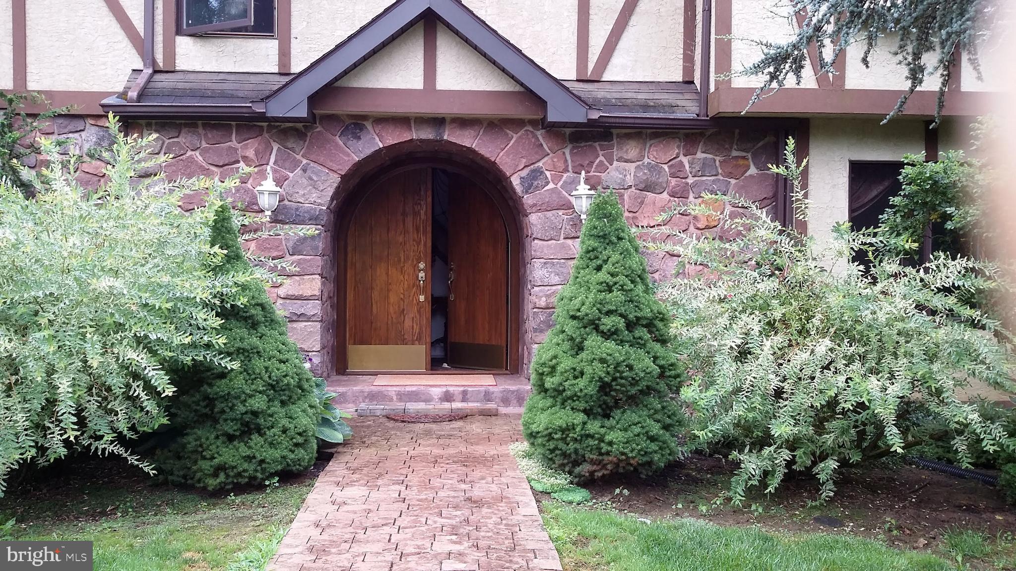 45 Spring Mt Road Schwenksville, PA 19473 - Photo 79 of 80 Custom solid oak doors