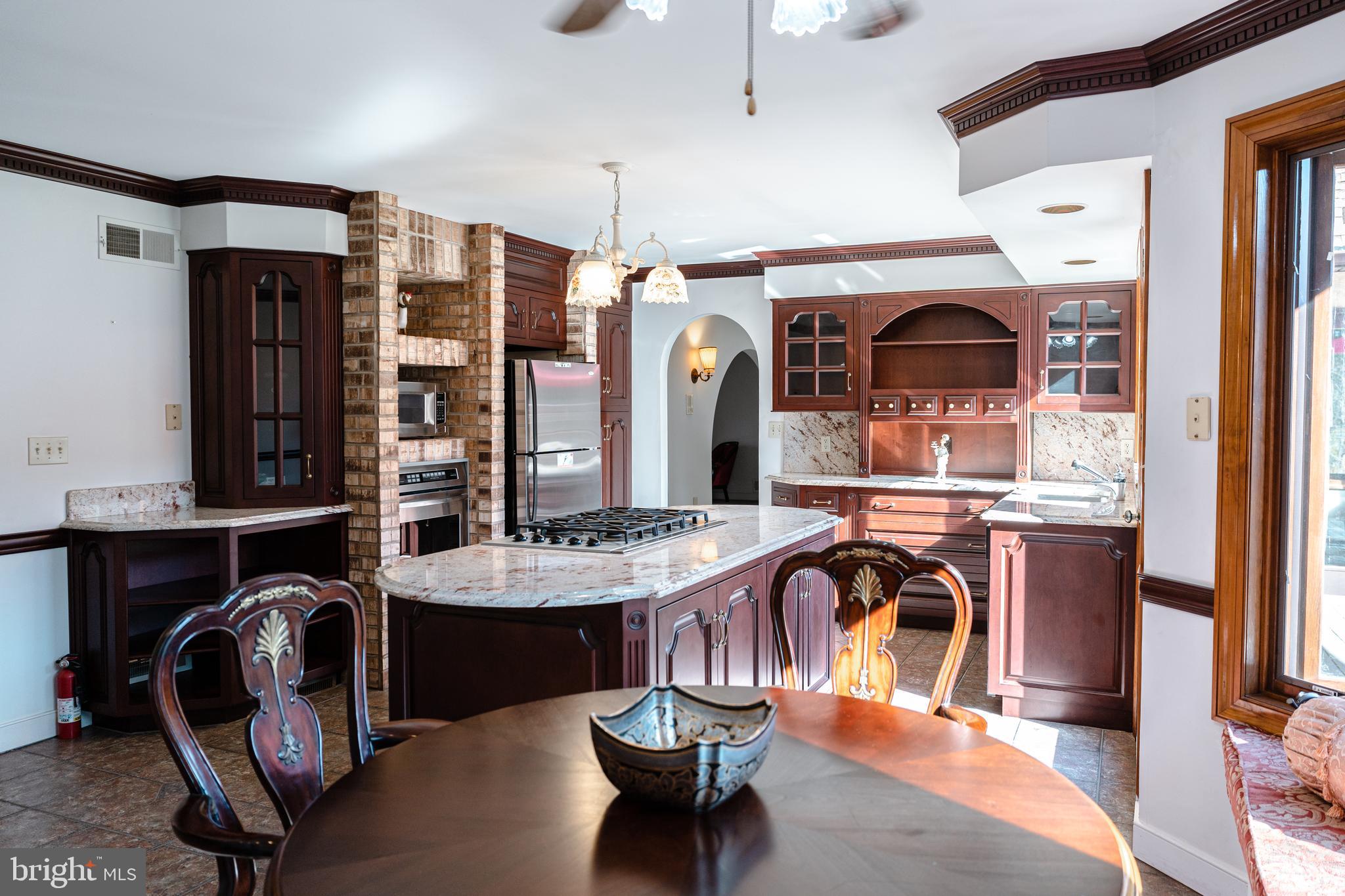 45 Spring Mt Road Schwenksville, PA 19473 - Photo 8 of 80 Kitchen