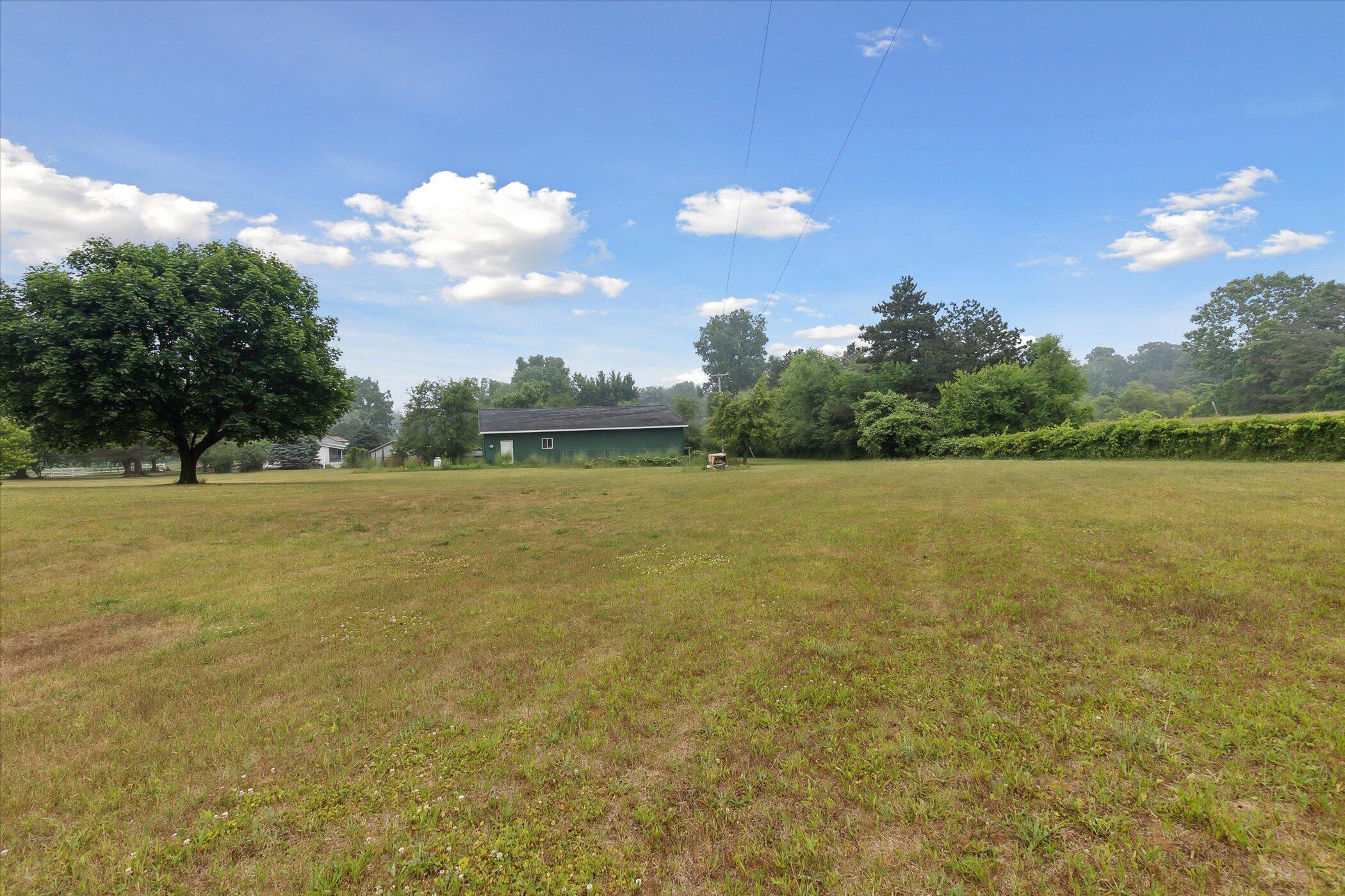 6248 Moore Road Tekonsha, MI 49092 - Photo 34 of 37 40-6248-Moore-Rd-Tekonsha-MI-49092-Windo