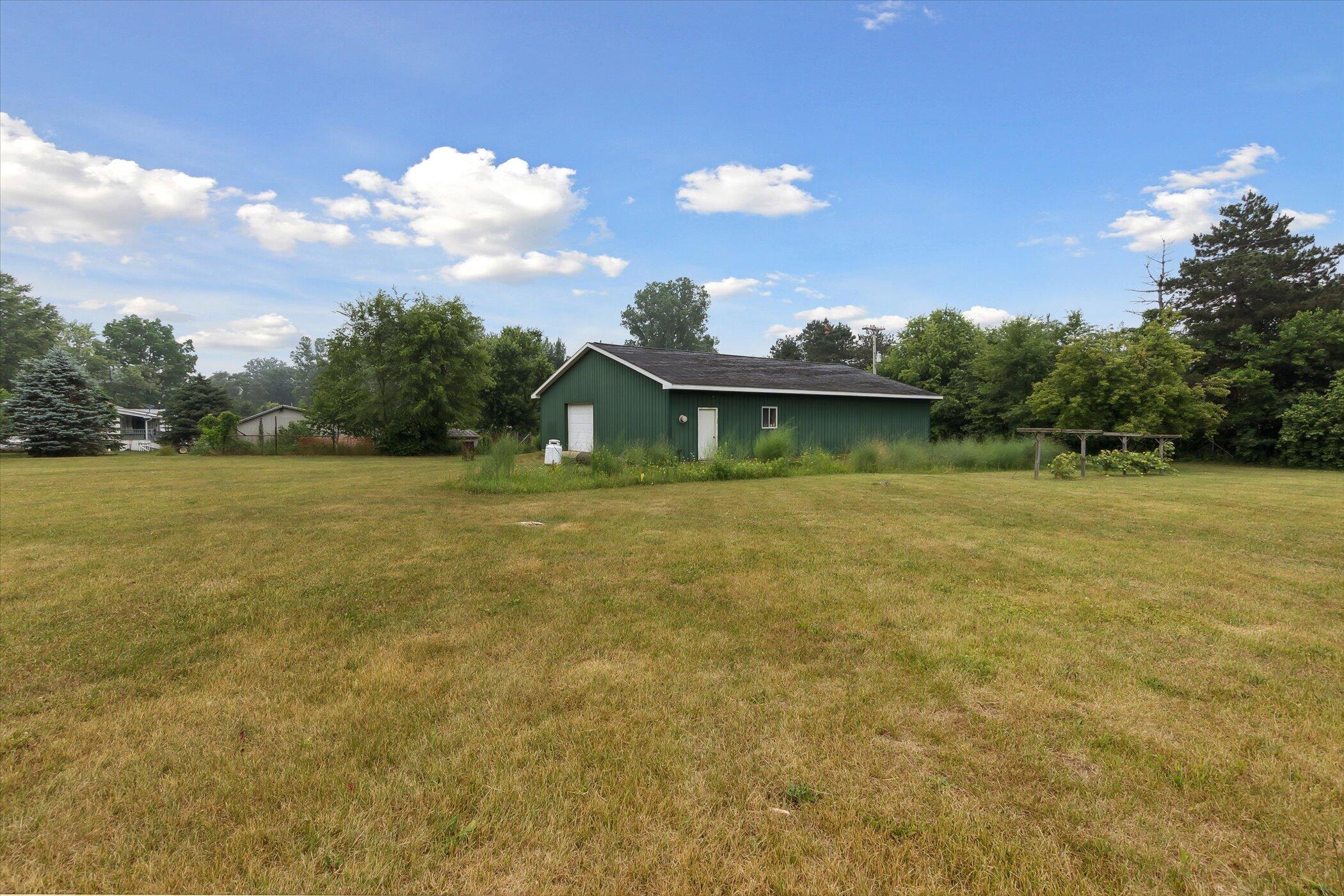 6248 Moore Road Tekonsha, MI 49092 - Photo 36 of 37 42-6248-Moore-Rd-Tekonsha-MI-49092-Windo