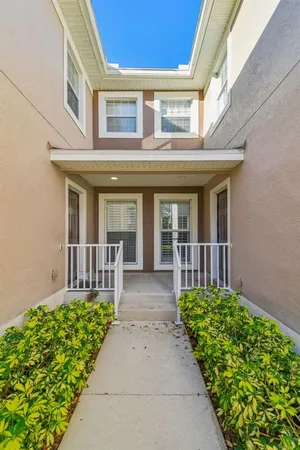 $330,000 | 2013 Santa Catalina Lane, Riverview, FL 33578