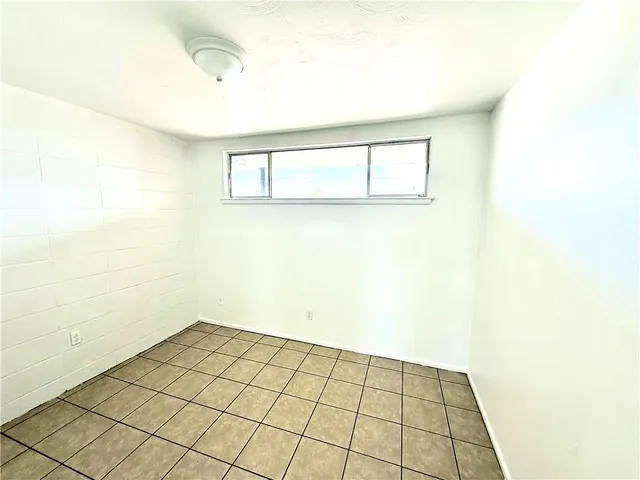 $1,075 | 3200 Belmont Place, Unit K, Metairie, LA 70002