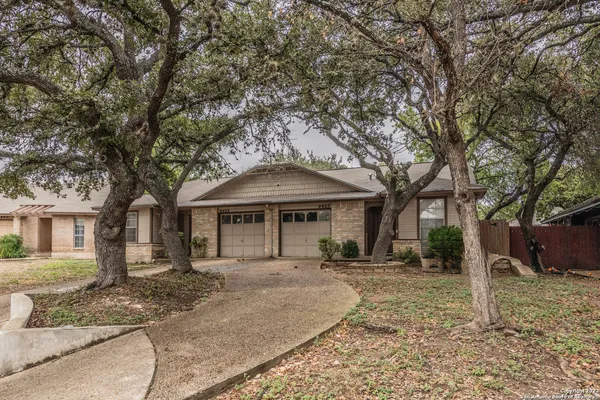 $1,170 | 8927 Emerald Spring, San Antonio, TX 78250