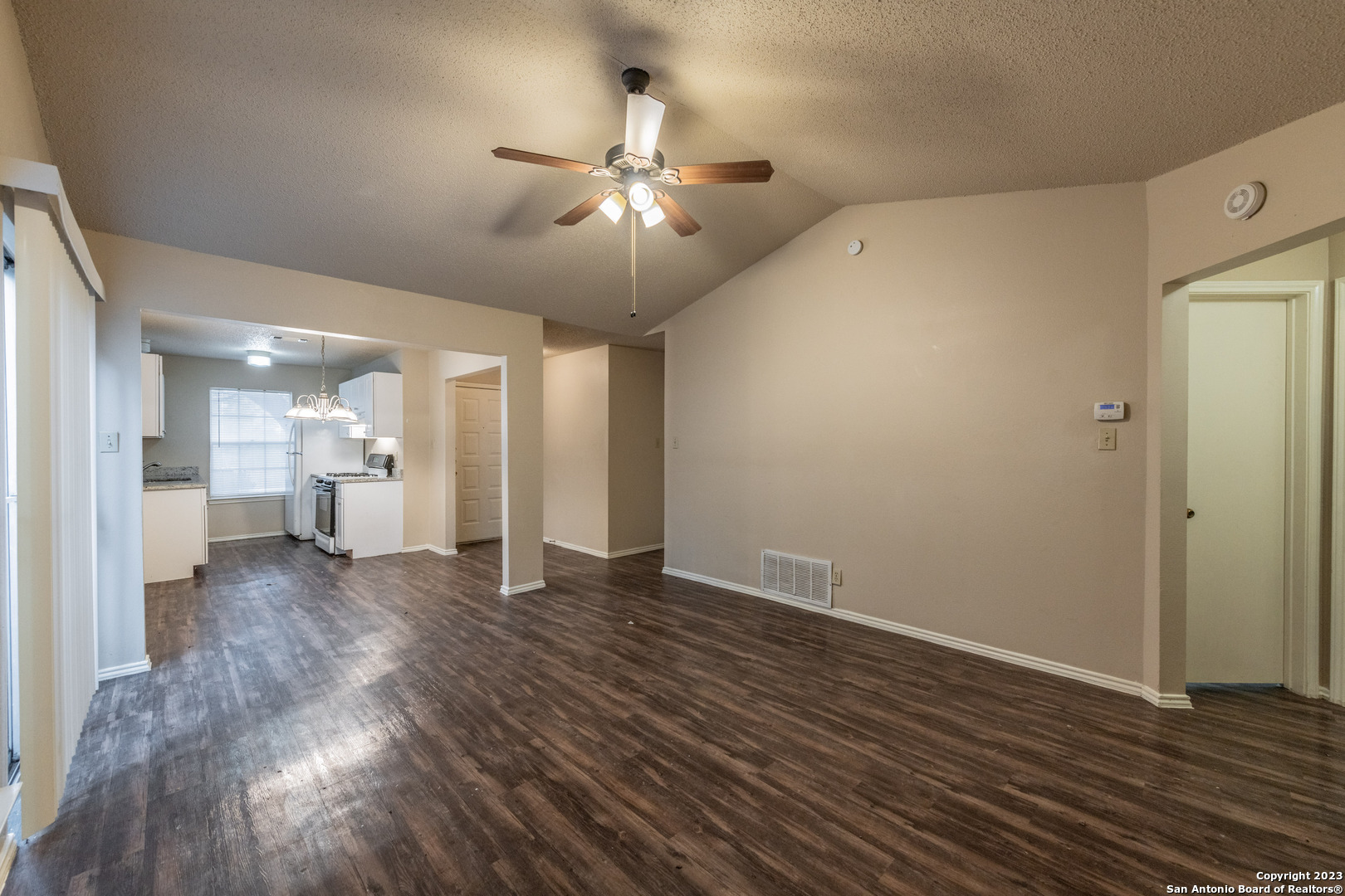8927 Emerald Spring San Antonio, TX 78250 - Photo 4 of 15