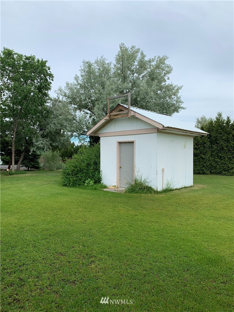 8742 Neppel Road Northeast Moses Lake, WA 98837 - Photo 14 of 30 Gallery Image 14