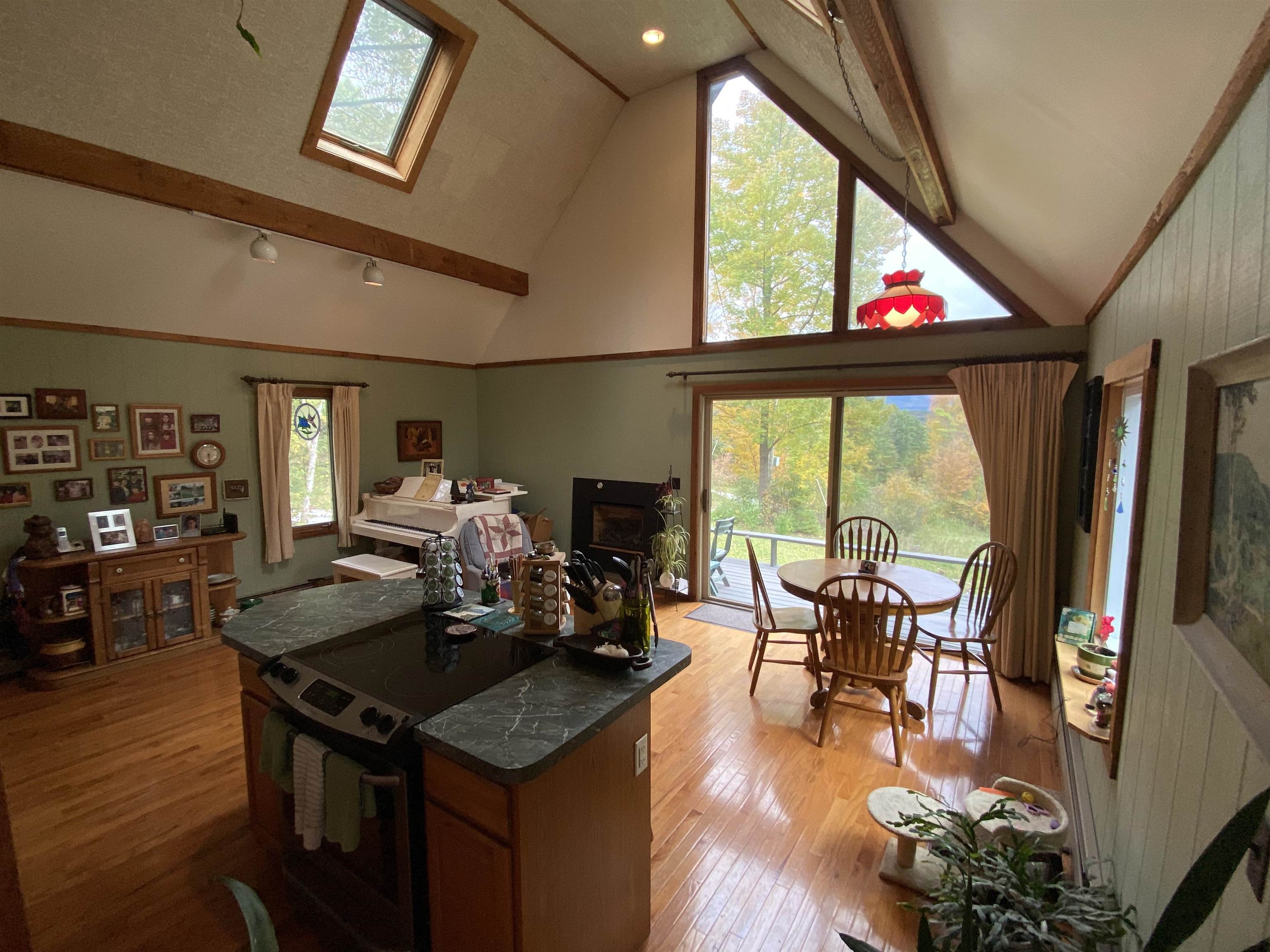 353 Wideawake Road Manchester, VT 05255 - Photo 14 of 30 Gallery Image 14