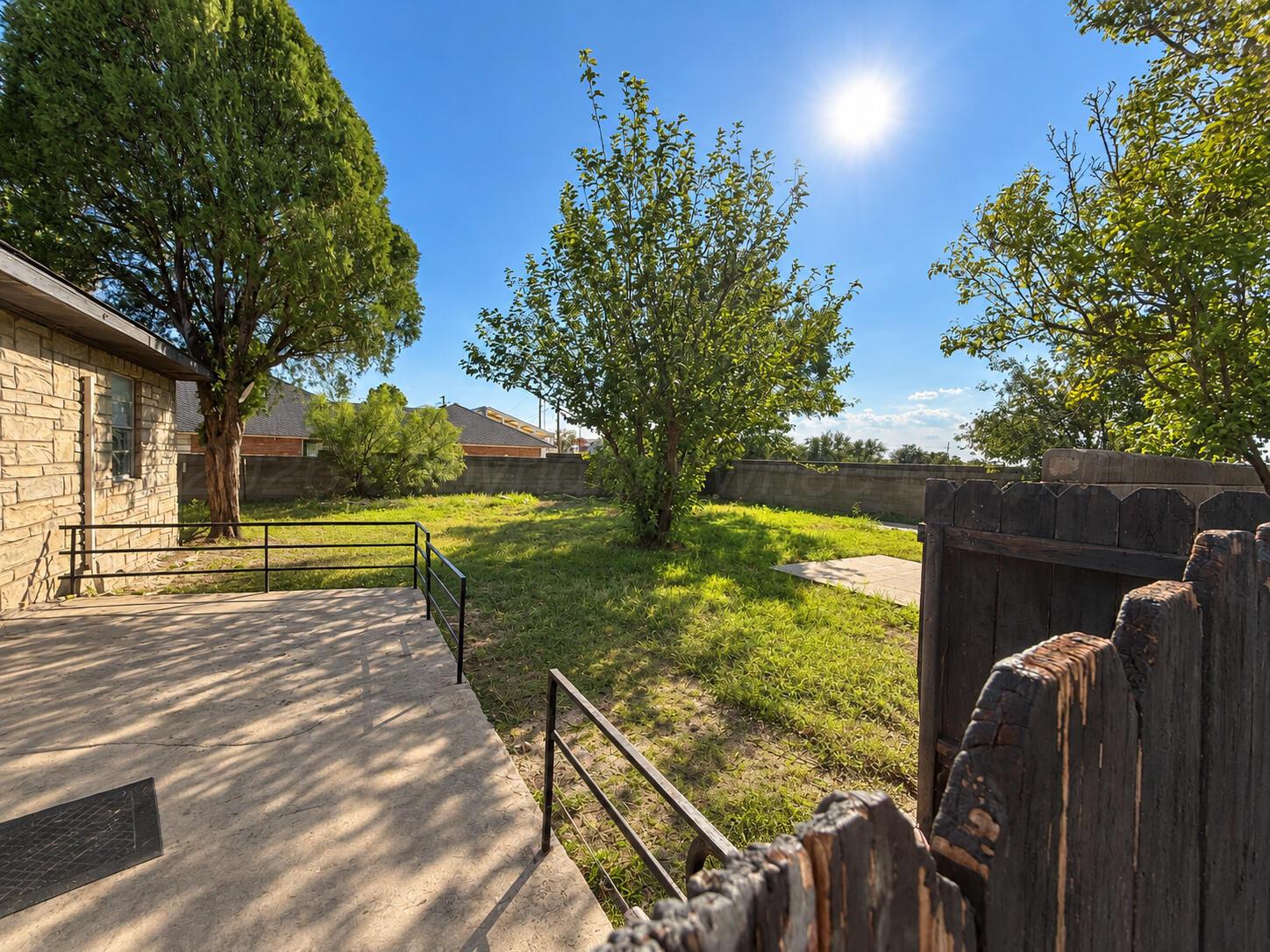 507 Austin Street Borger, TX 79007 - Photo 26 of 27 IMG_1463