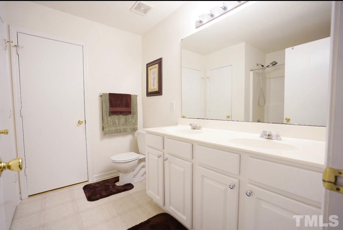 3604 Tempia Court Raleigh, NC 27610 - Photo 20 of 27