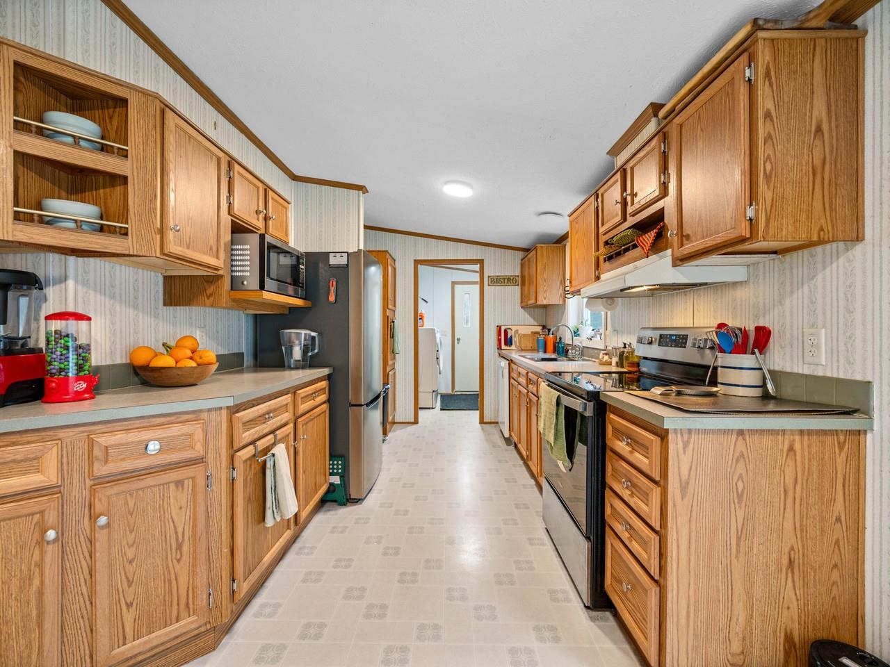 96 Lower Pines Road Warren, VT 05674 - Photo 8 of 40