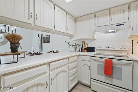 $3,250 | 8432 East Malcomb Drive, Scottsdale, AZ 85250