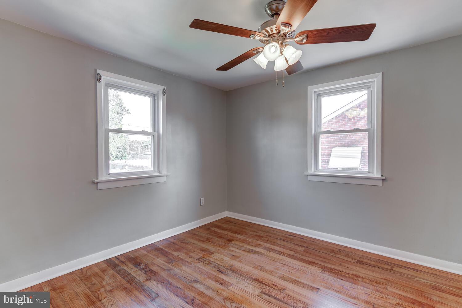 956 Kingsman Road Upper Chichester, PA 19061 - Photo 12 of 31 Gallery Image 12