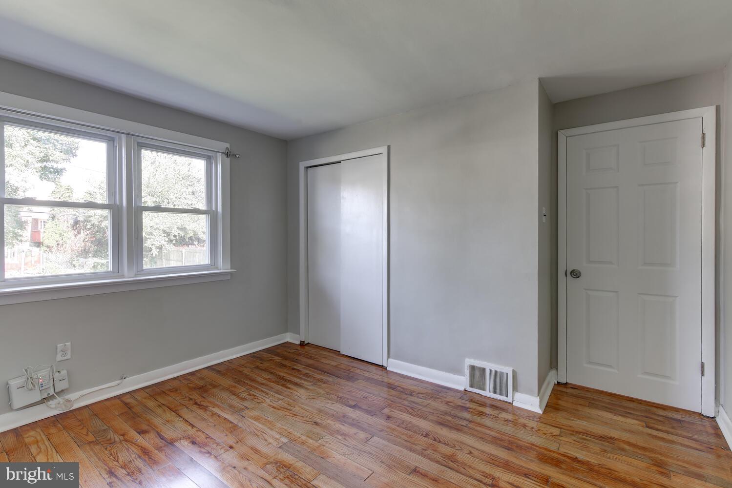 956 Kingsman Road Upper Chichester, PA 19061 - Photo 15 of 31 Gallery Image 15