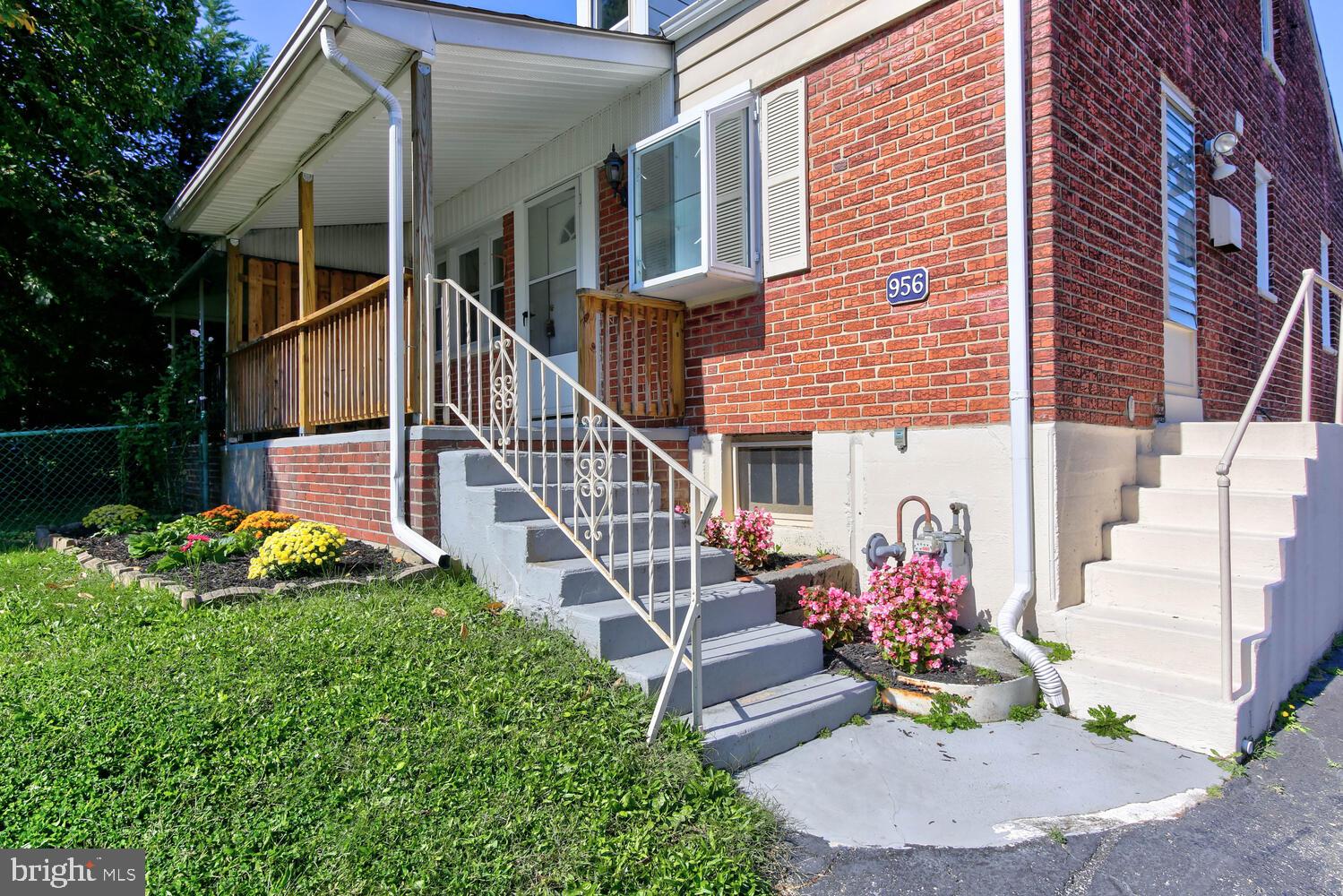 956 Kingsman Road Upper Chichester, PA 19061 - Photo 26 of 31 Gallery Image 26