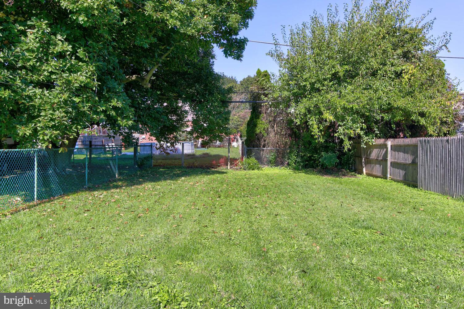 956 Kingsman Road Upper Chichester, PA 19061 - Photo 30 of 31 Gallery Image 30