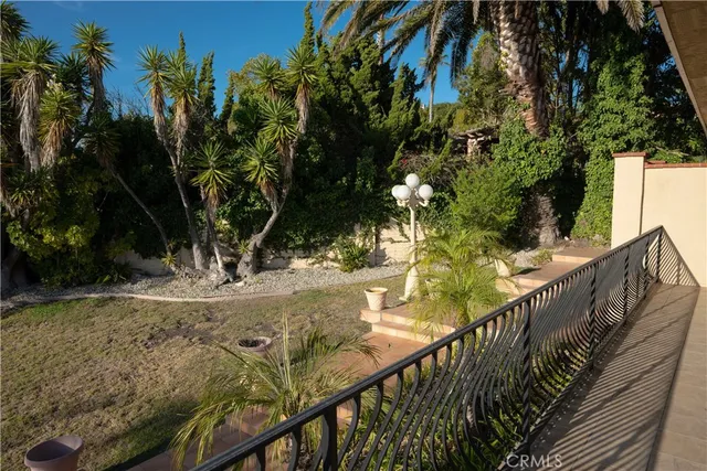 $11,500 | 984 La Cresta Place, Palos Verdes Estates, CA 90274