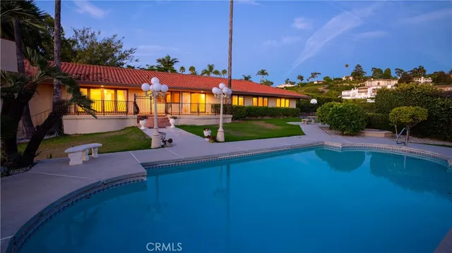 $11,500 | 984 La Cresta Place, Palos Verdes Estates, CA 90274