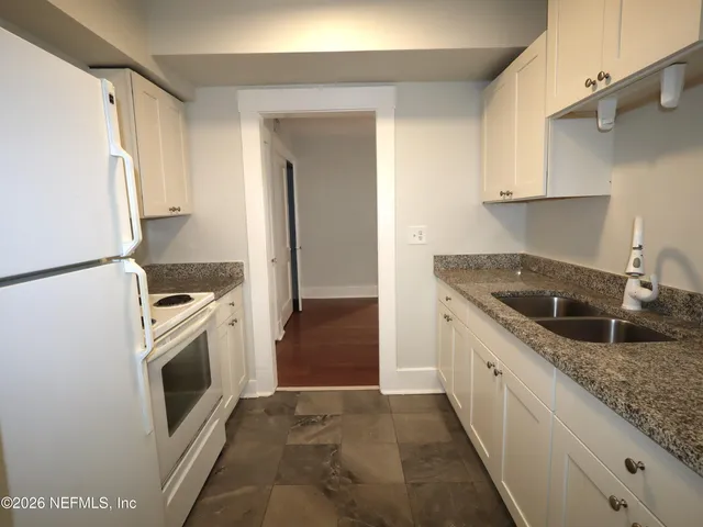 $1,000 | 1235 Landon Avenue, Jacksonville, FL 32207