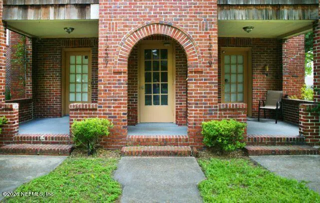 $1,000 | 1235 Landon Avenue, Jacksonville, FL 32207