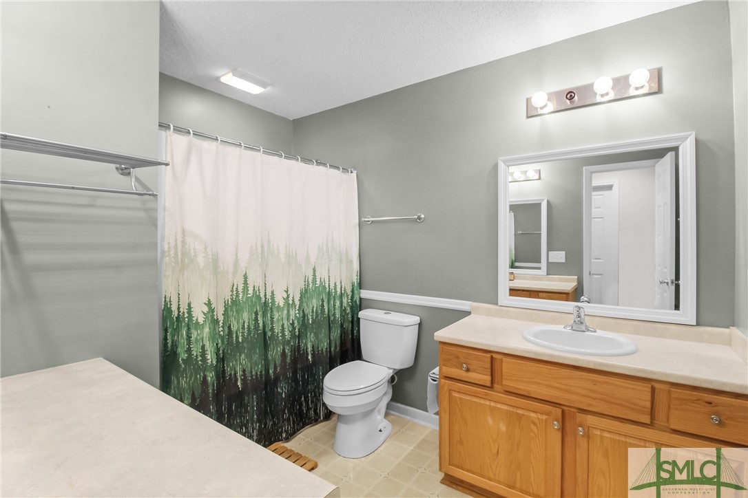 103 Cedar Drive Springfield, GA 31329 - Photo 23 of 33 Second Bathroom