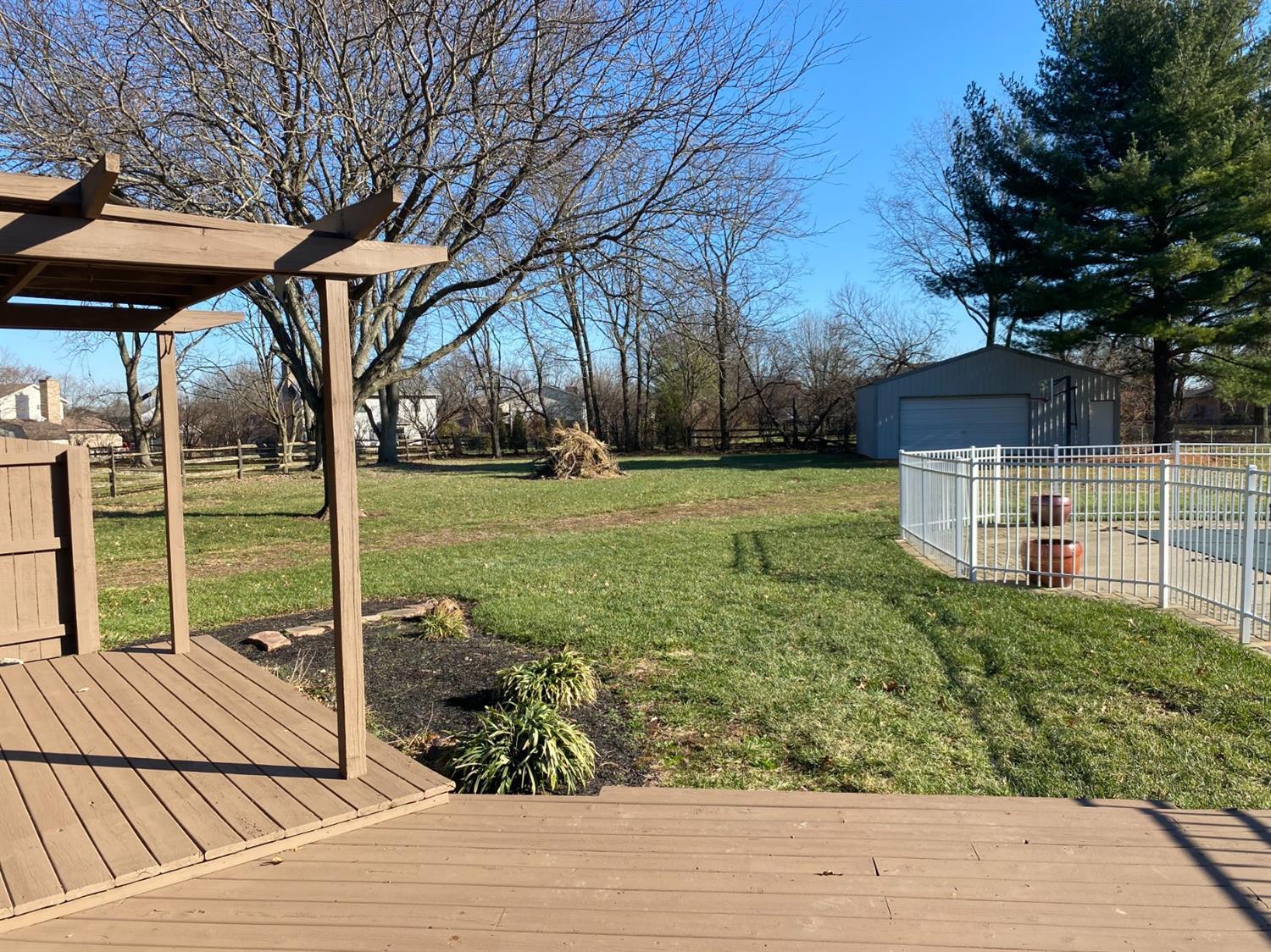 6804 Yankee Road Middletown, OH 45044 - Photo 5 of 25