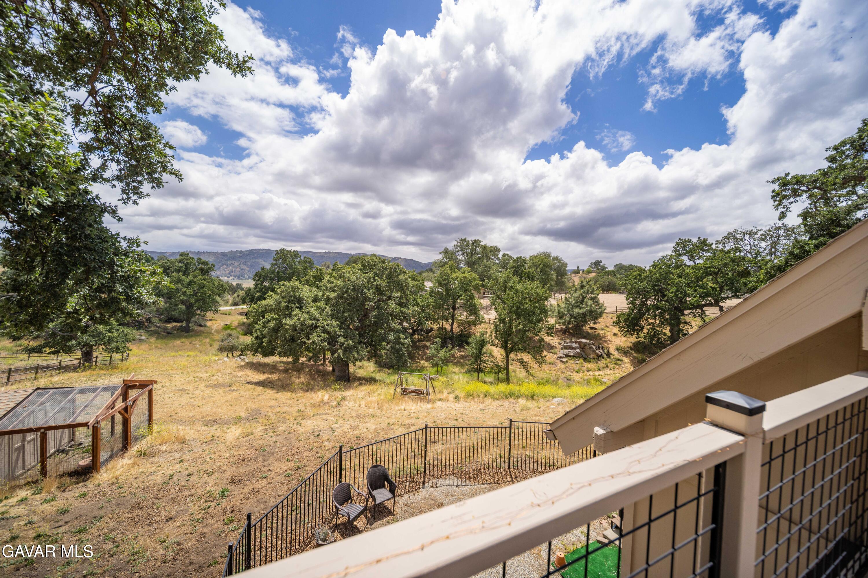 27200 Bear Valley Road Tehachapi, CA 93561 - Photo 28 of 40 27200 Bear Valley Rd Tehachapi,-28