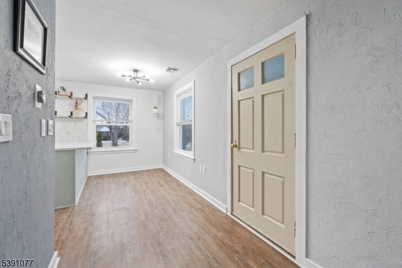 443 Bunker Hill Road Princeton, NJ 08540 - Photo 3 of 36