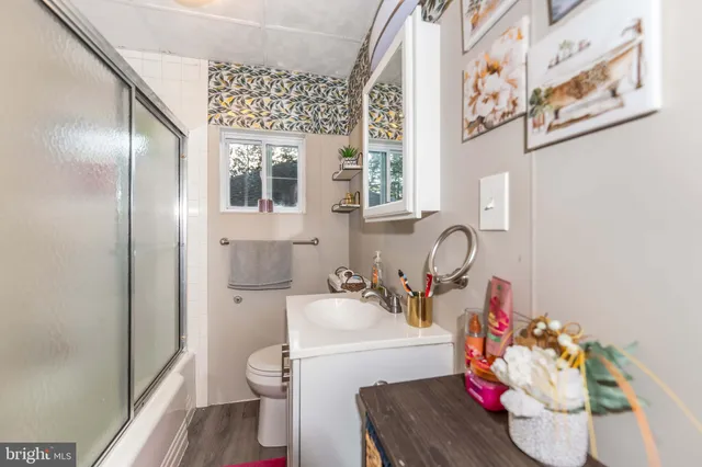 $220,000 | 5527 Locust Street, Harrisburg, PA 17112