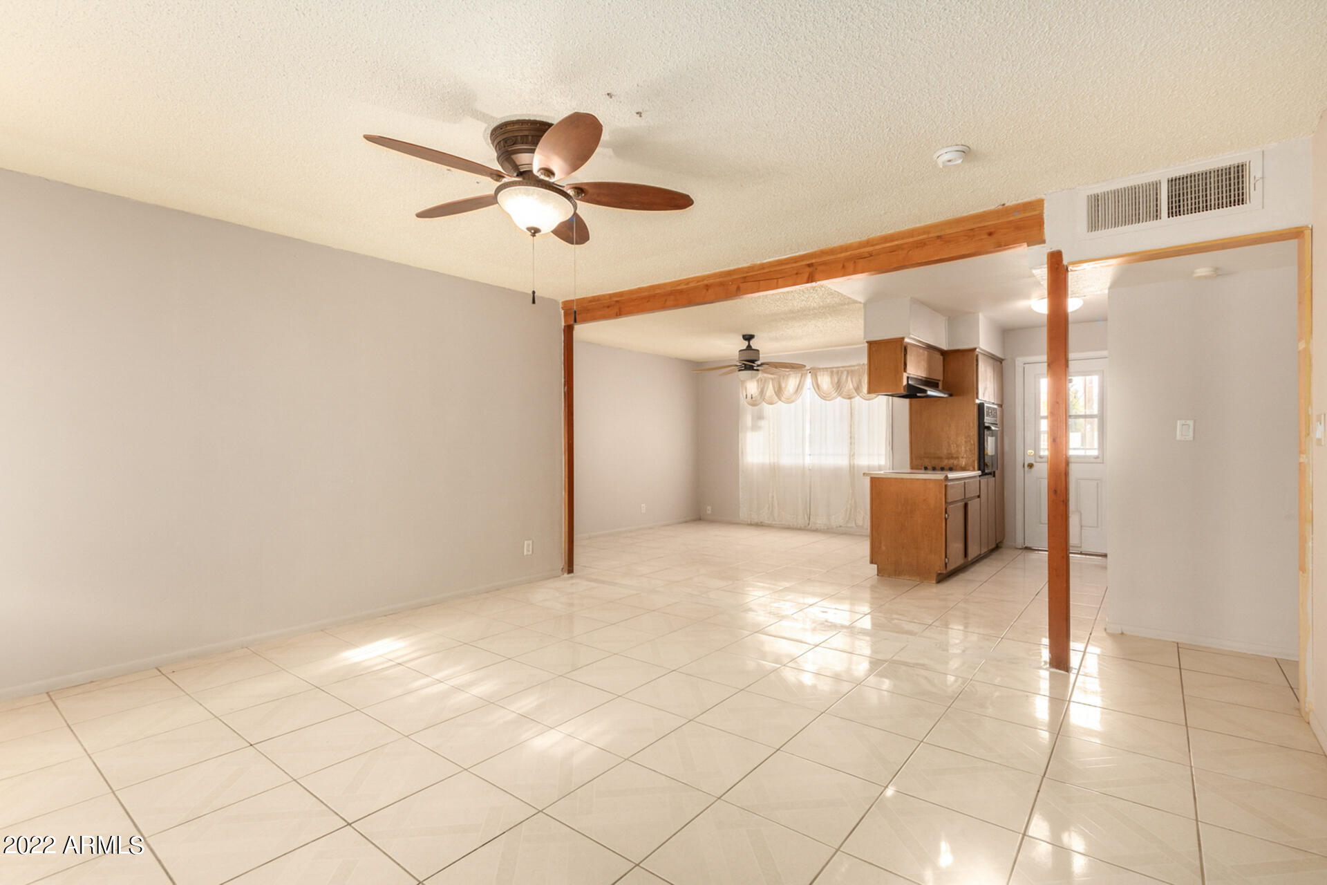 2124 West Pecan Road Phoenix, AZ 85041 - Photo 17 of 26 Living Rm open to dining and kitchen