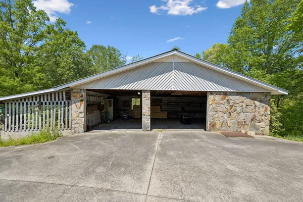 $250,000 | 259 Appalachia Dam Road, Farner, TN 37333