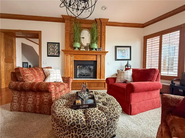 $899,000 | 4631 South Country Club Road, Chanute, KS 66720