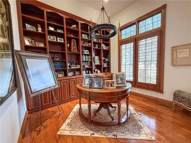 $899,000 | 4631 South Country Club Road, Chanute, KS 66720