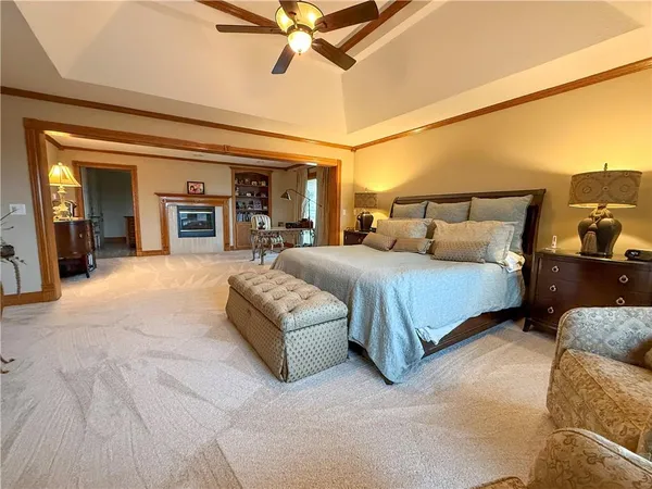 $899,000 | 4631 South Country Club Road, Chanute, KS 66720