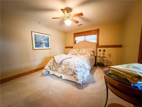 $899,000 | 4631 South Country Club Road, Chanute, KS 66720