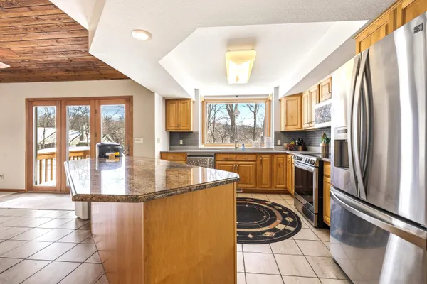 $525,000 | 18 Colony Lane, Galena, IL 61036