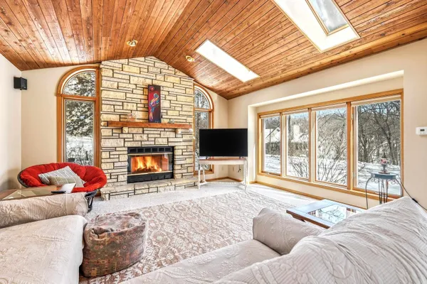 $525,000 | 18 Colony Lane, Galena, IL 61036