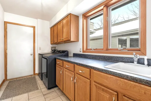 $525,000 | 18 Colony Lane, Galena, IL 61036