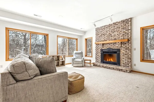 $525,000 | 18 Colony Lane, Galena, IL 61036