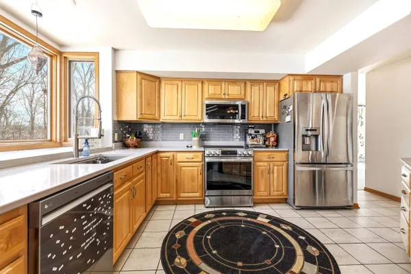 $525,000 | 18 Colony Lane, Galena, IL 61036