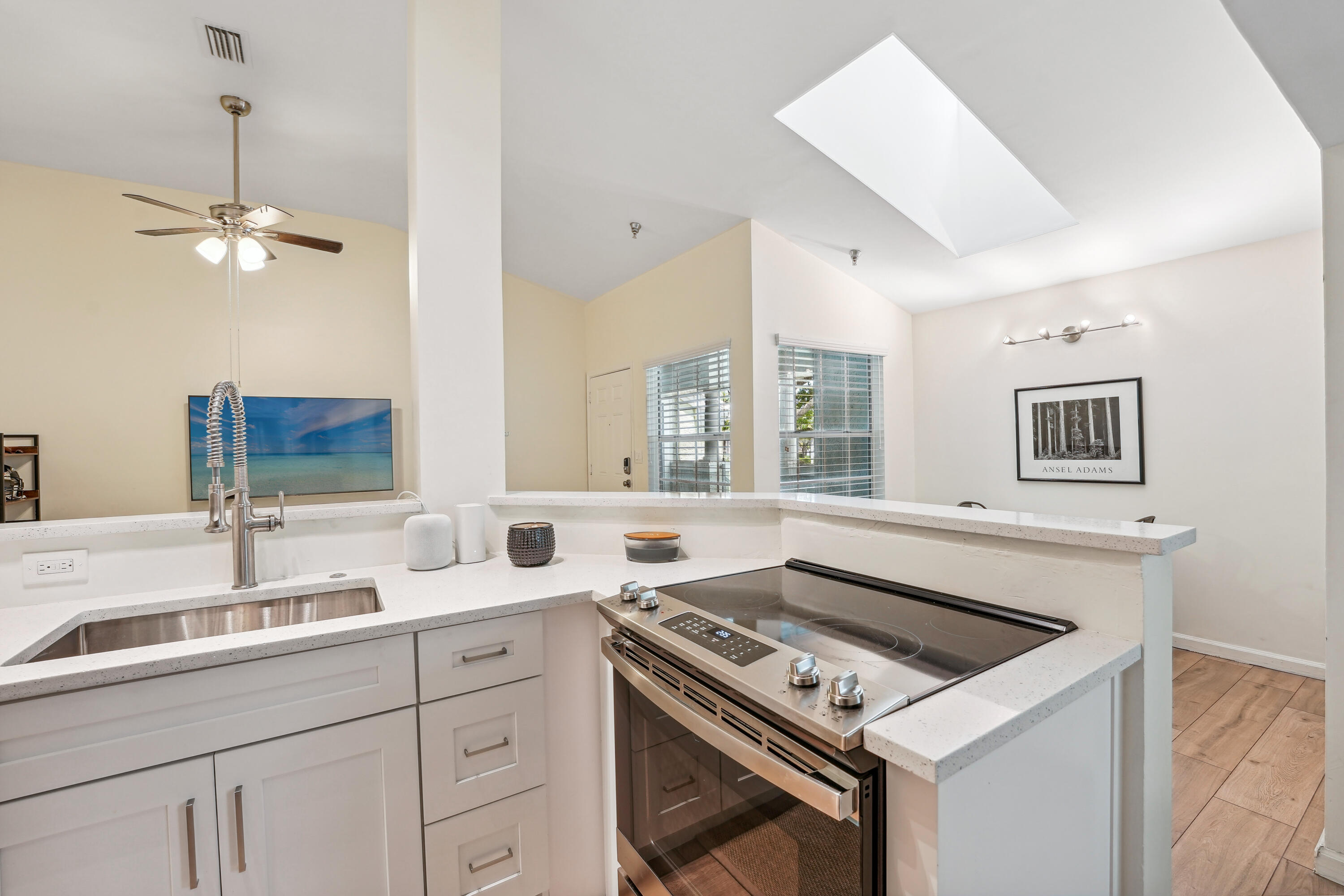 1050 Crystal Way, Unit L Delray Beach, FL 33444 - Photo 14 of 34