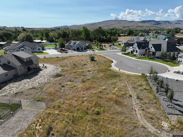 $99,500 | 120 Roaring Fork, Lander, WY 82520