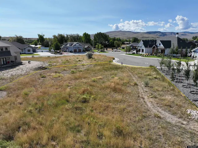 $99,500 | 120 Roaring Fork, Lander, WY 82520