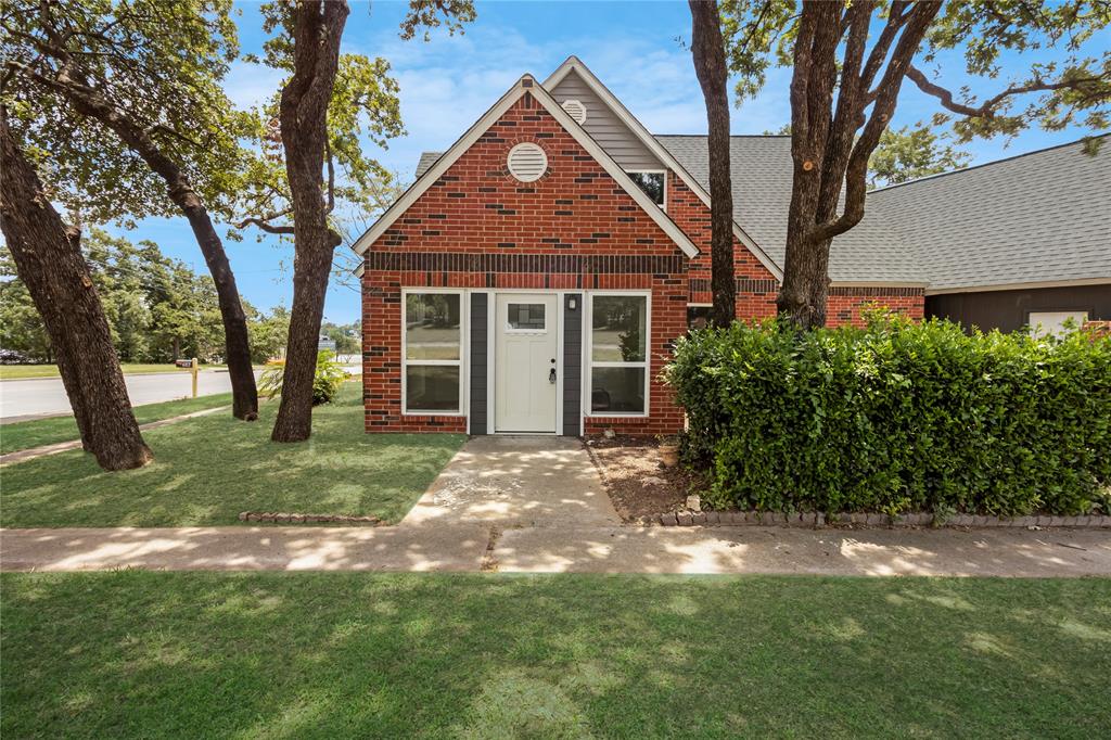 6112 West Poly Webb Road Arlington, TX 76016 - Photo 6 of 40